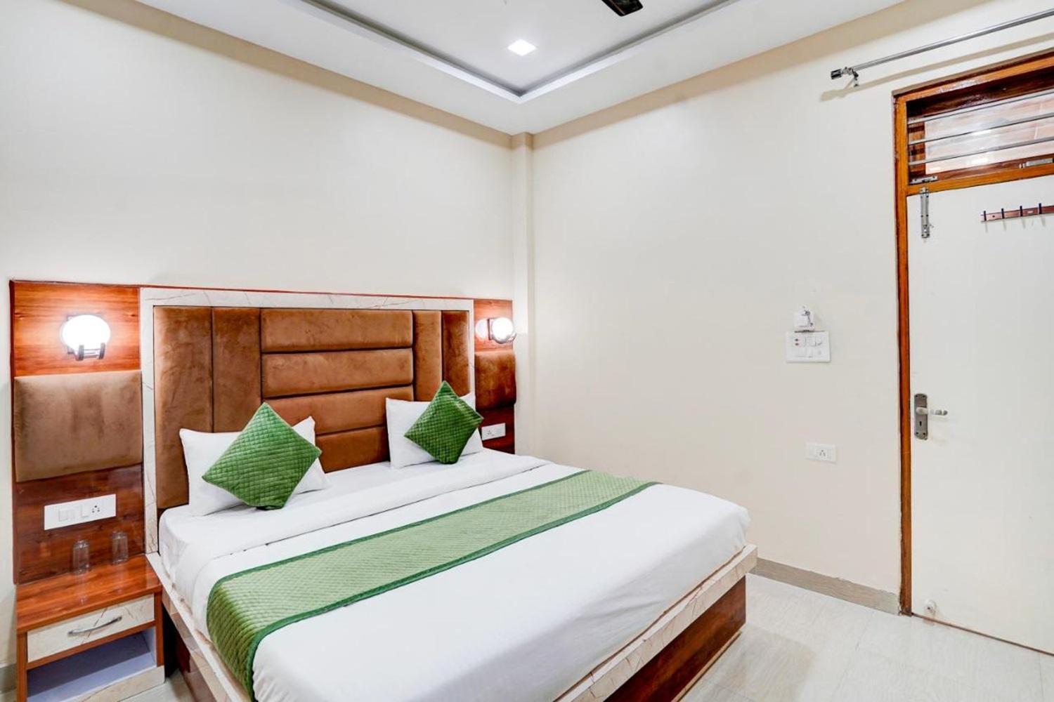 The Five Dimension Apartment Agra  Exterior photo